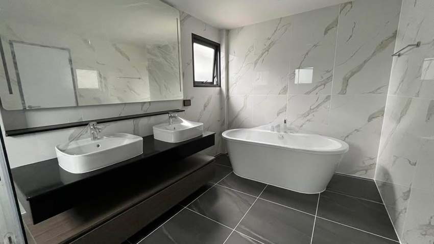 House with Shared Pool in Bangnatrad 